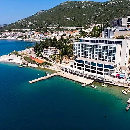 Vapore Neum