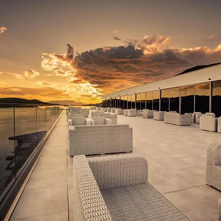 Vapore Neum
