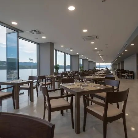 Vapore 4* Neum