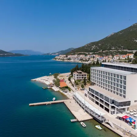 Vapore Hotel